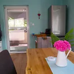 アパート Baker's Pond Two *